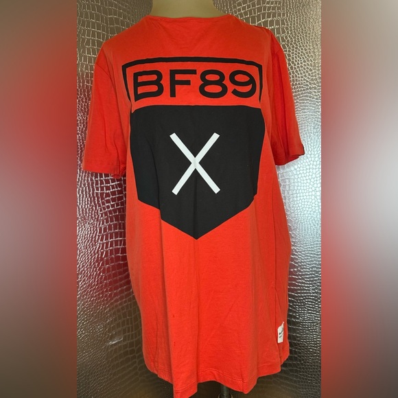Boxfresh Red and Black Logo Graphic T-Shirt Size Medium - Picture 1 of 7
